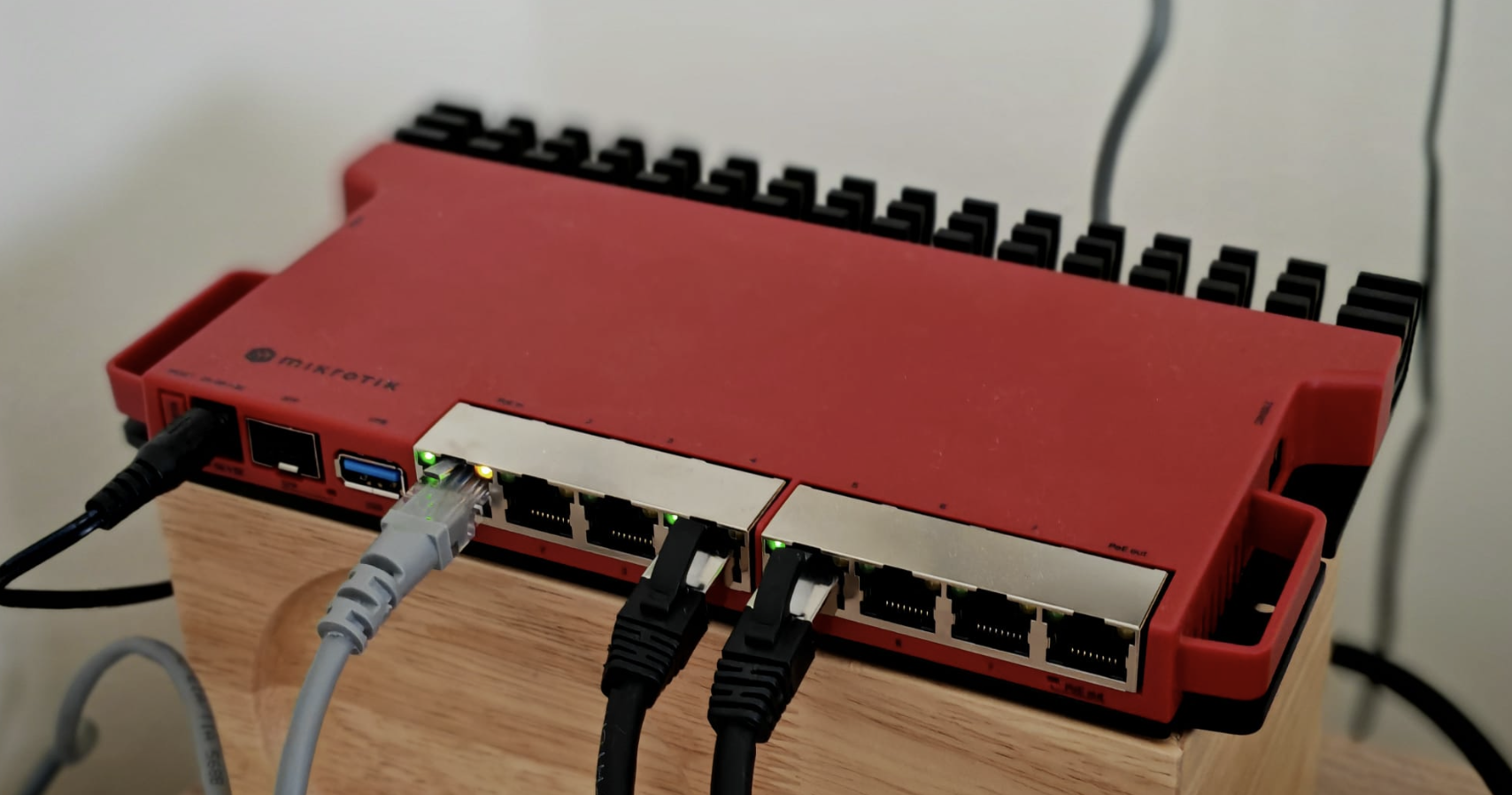 MikroTik Router L009UiGS-RM Basic Internet Setup
